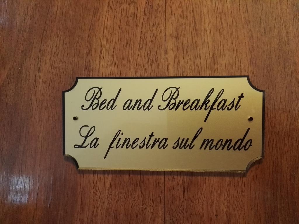La Finestra Sul Mondo B&B Рим Екстер'єр фото